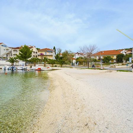 Apartments Karlo トロギール エクステリア 写真