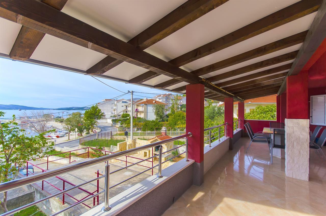 Apartments Karlo トロギール エクステリア 写真